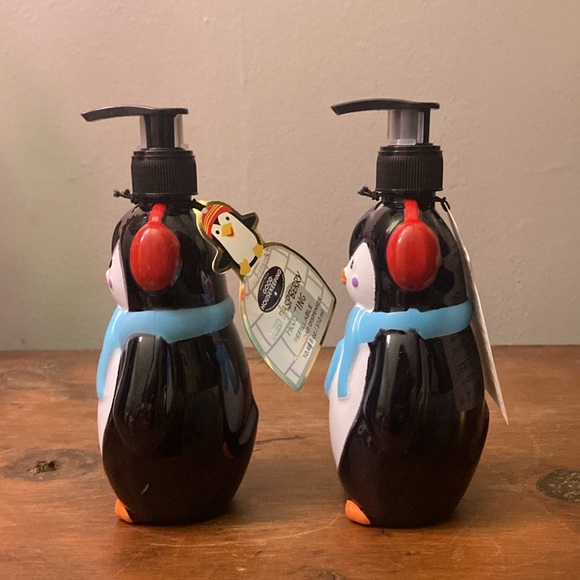 NWT- 2- Iced Raspberry Frosting- Adorable Penguin Hand Soap Dispensers 10.48oz - Picture 7 of 16